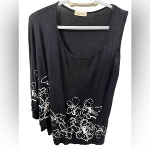Sans Souci Black Blouse with White Floral Accents